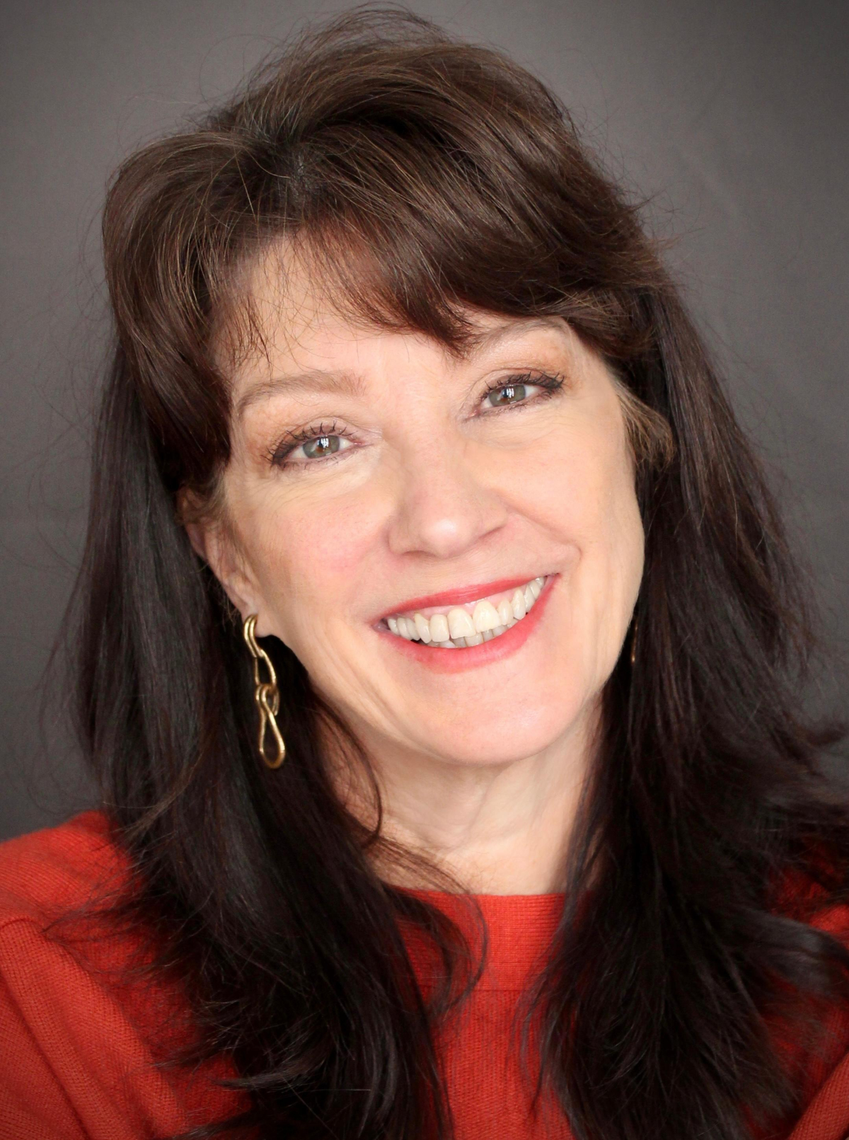 Shelli Manzoline