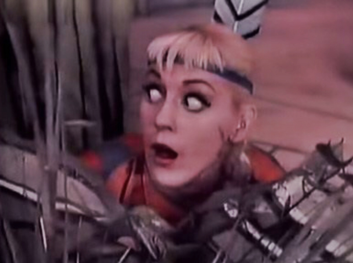 Sondra Lee