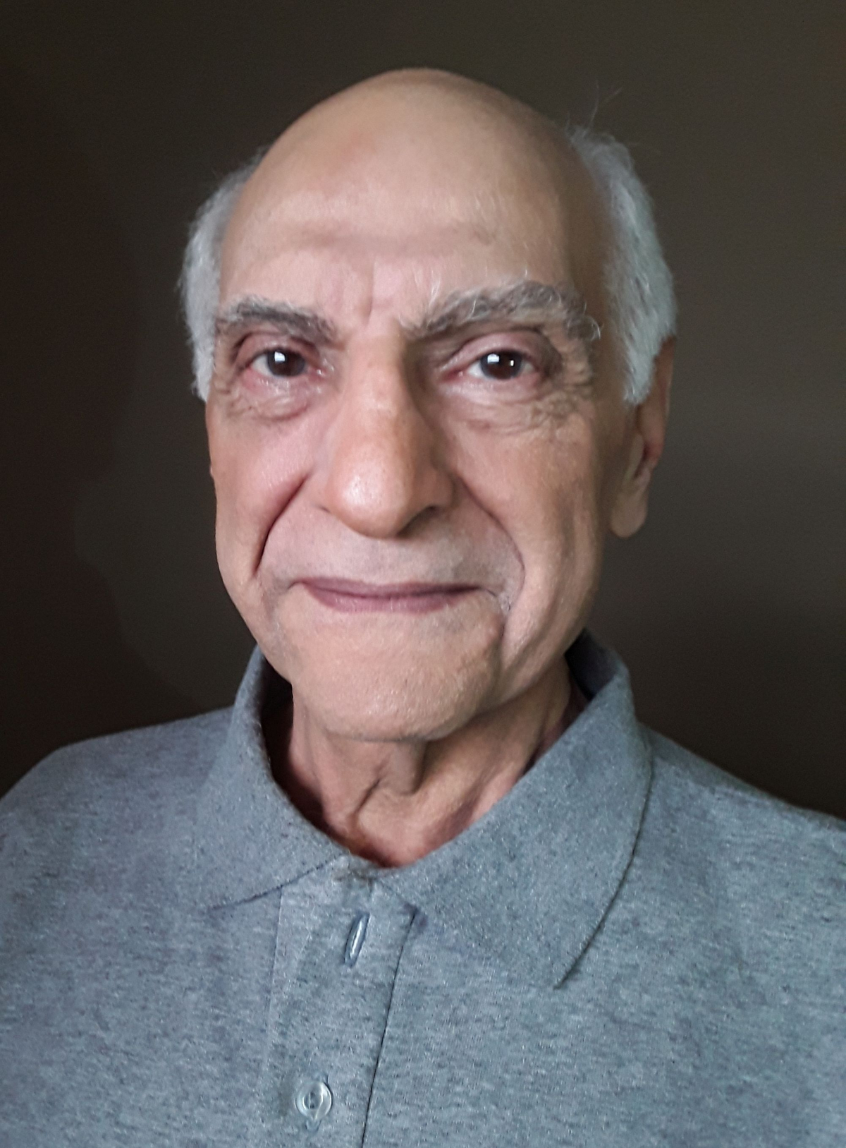 Elias Zarou