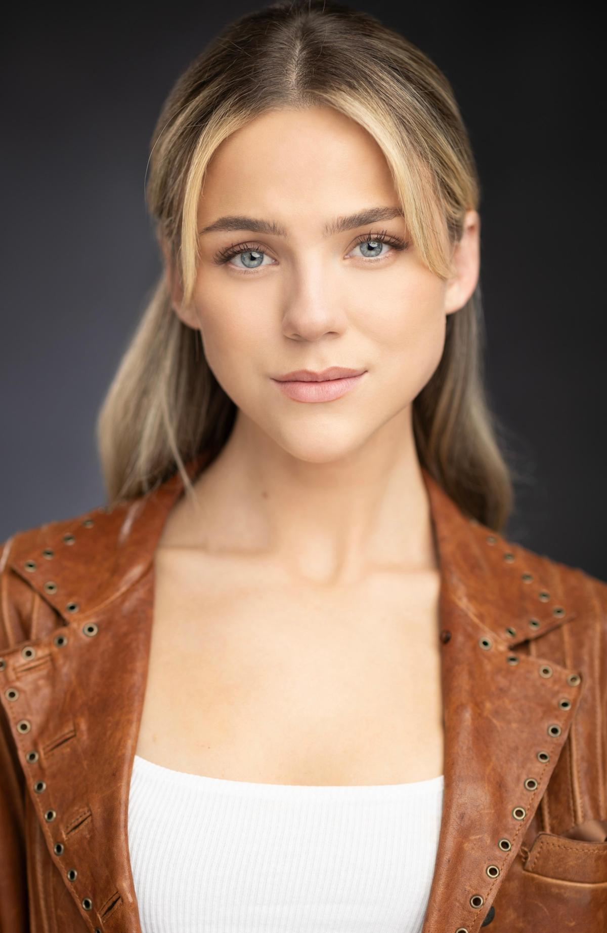 Alex Finlay