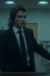 Ozark S03E05 720p WEBRip x264-SKGTV [eztv]