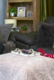 Gogglebox S17E08 720p HDTV x264-DARKFLiX EZTV