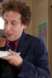 Make It Pop S02E14 HDTV x264-W4F EZTV