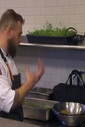 Top Chef S19E06 480p x264-mSD EZTV