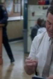 Brooklyn Nine-Nine S07E07 iNTERNAL 720p WEB H264-AMRAP [eztv]