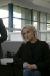 iZombie S05E04 HDTV x264-CRAVERS [eztv]