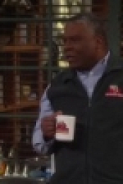 Last Man Standing US S08E19 WEB x264-XLF [eztv]