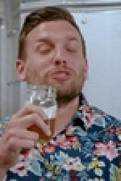 Backyard Bar Wars S01E01 WEBRip x264-BAE EZTV