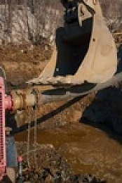 Gold Rush S13E01 480p x264-mSD EZTV