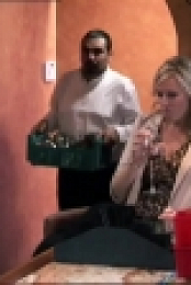Kitchen Nightmares US S05E13 UNCENSORED WEB h264-TASTETV[eztv]