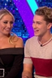 Strictly It Takes Two S17E09 720p WEB h264-PFa [eztv]