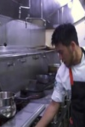 Top Chef S18E09 480p x264-mSD EZTV