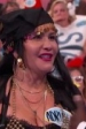 Lets Make A Deal 2009 S10E172 WEB x264-W4F [eztv]