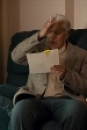 Mr D S05E05 720p HDTV x264-KILLERS EZTV