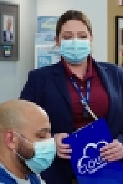 Superstore S06E06 720p WEB H264-STRONTiUM EZTV