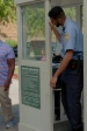 Brooklyn Nine-Nine S05E02 720p WEB x264-TBS[eztv]