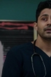 The Resident S04E04 WEB x264-PHOENiX EZTV