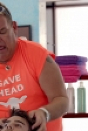 Benidorm S09E08 720p HDTV x264-MTB[eztv]