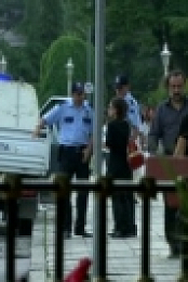Ezel S01E68 WEB x264-BRAVERY [eztv]