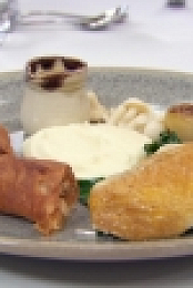 Celebrity Masterchef S03E11 iNTERNAL 720p WEB h264-KOMPOST [eztv]