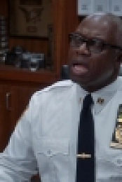Brooklyn Nine-Nine S05E06 720p WEB x264-TBS[eztv]