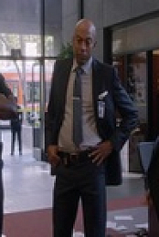The Rookie S05E10 480p x264-mSD EZTV