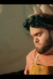 Mo S01E06 1080p WEB H264-PECULATE EZTV