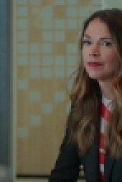 Younger S07E01 WEB x264-PHOENiX EZTV