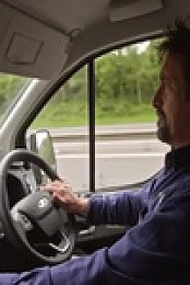 Richard Hammonds Workshop S02E09 480p x264-mSD EZTV