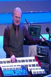 Lets Make A Deal 2009 S12E109 480p x264-mSD EZTV