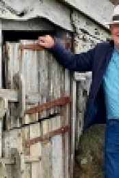 Rick Stein's Cornwall s01e15 720p MP4 + subs BigJ0554