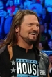 WWE SmackDown Live 2018 05 01 AAC MP4-Mobile[eztv]