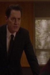 Twin Peaks S03E17 WEB H264-STRiFE[eztv]