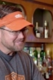 Cheap Eats S02E01 Pit Stop 720p WEB x264-GIMINI [eztv]