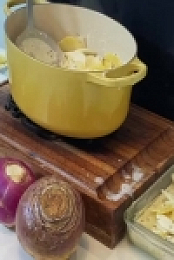 The Kitchen S26E05 Fall Throwdown 480p x264-mSD EZTV