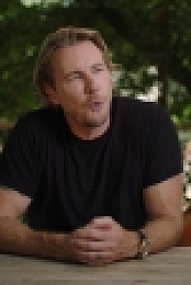 Beyond the Spotlight S01E02 2160p WEB h264-PFa EZTV