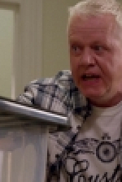 So Awkward S04E01 INTERNAL 720p WEB h264-WEBTUBE [eztv]