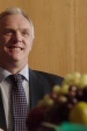Cuckoo S03E01 720p HDTV x264-TLA EZTV