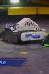 BattleBots 2015 S04E01 480p x264-mSD [eztv]