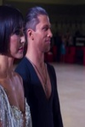 Dancing Queens S01E06 480p x264-mSD EZTV