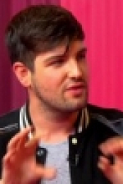 Hey Qween S01E16 720p WEB x264-CRiMSON [eztv]