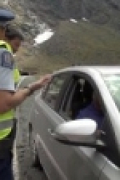 Highway Cops S04E05 HDTV x264-FiHTV [eztv]