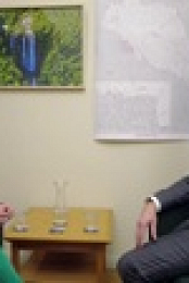 Paddy Gower Has Issues S01E07 720p WEB H264-ROPATA EZTV
