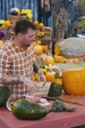 Outrageous Pumpkins S02E01 Jack-o-Lantern Face-Off XviD-AFG EZTV