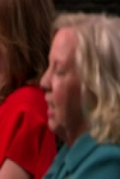 Dragons Den S16E16 480p x264-mSD [eztv]