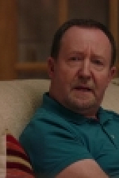Two Doors Down S03E05 HDTV x264-RiVER[eztv]