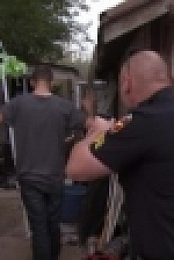 Cops S32E04 720p WEB x264-TBS [eztv]