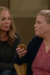 Mom S08E08 XviD-AFG EZTV