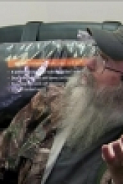 Duck Dynasty S09E04 HDTV x264 aAF rarbg