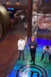MasterChef US S10E19 Pigging Out 720p WEB x264-CAFFEiNE [eztv]